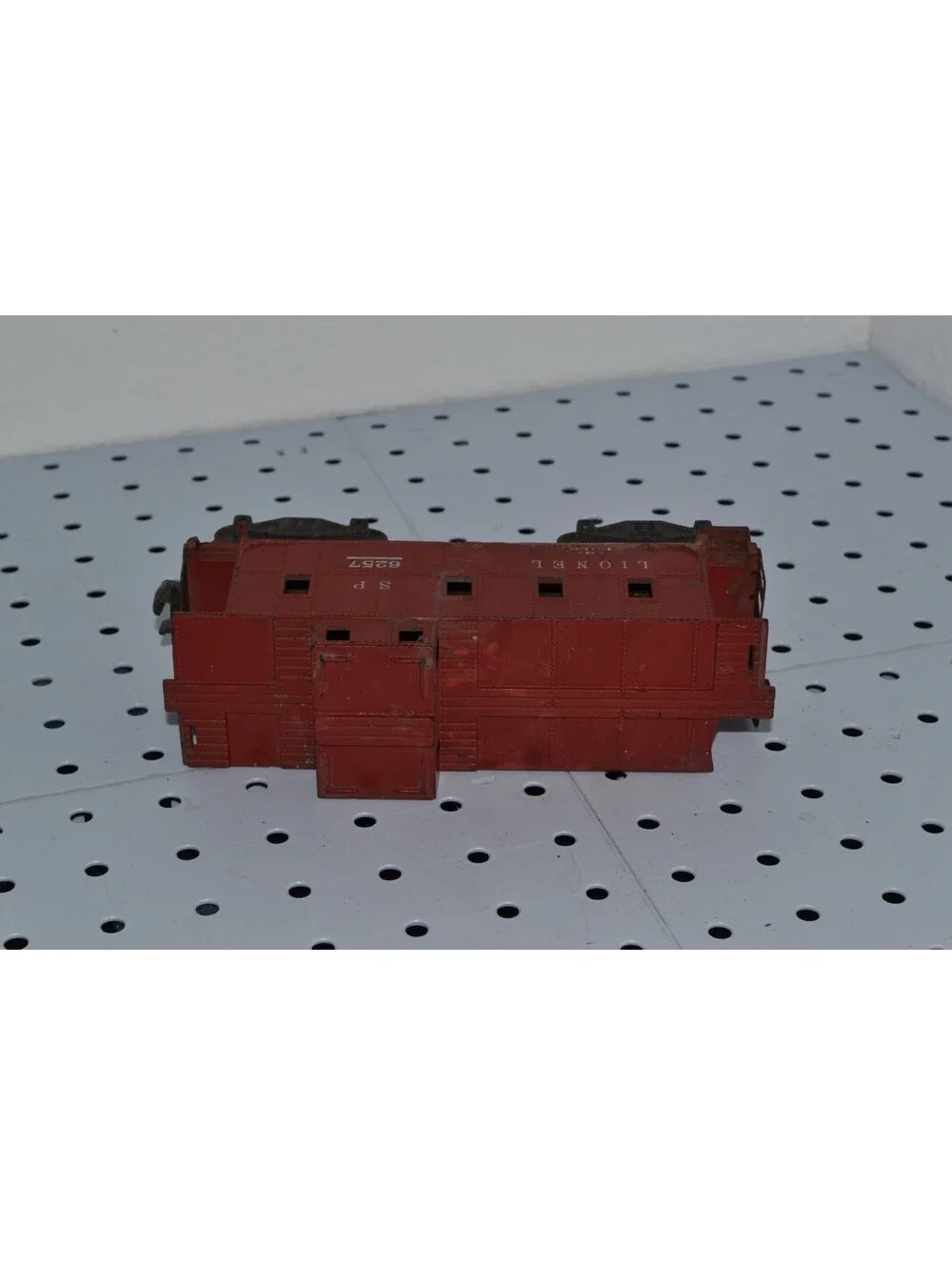 Post War LIONEL O Gauge #6257 Postwar SP Southern Pacific Red Caboose AS IS